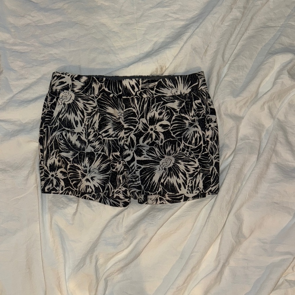 Banana Republic Black and White Mini Skirt Casual